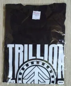 2025年最新】トリリオンゲーム tシャツの人気アイテム - メルカリ