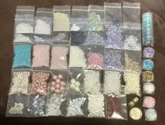 ラインストーン、ラメ、ガラスビーズなど大量まとめ