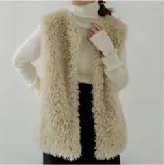 mystic フェイクファーベスト