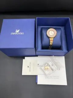 スワロフスキールドバングル 腕時計 Swarovski
