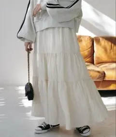 【*つ様 サテンワッシャーボリュームティアードスカート　オフホワイト