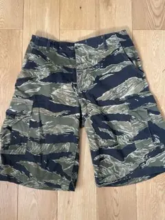 TCB JEANS タイガーカモショーツ - メルカリ