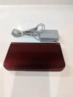 Newニンテンドー3DS LL メタリックレッド　純正充電器付き