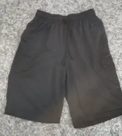 IGNIO 黒 カーゴハーフパンツ 140