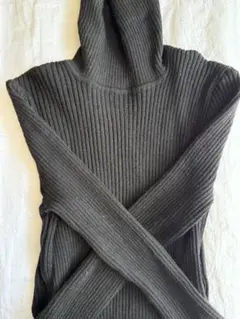 リブ編み　タートルネック　黒