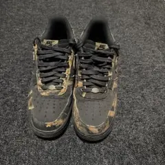 NIKE AIR FORCE 1 迷彩柄 スニーカーのサムネイル