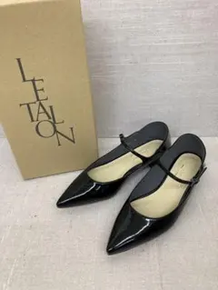 LE TALON ポインテッド ワンストラップ フラットパンプス ブラックのサムネイル