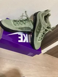 美品！　NIKE AIR MAX ISHOD 26cmのサムネイル