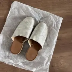 GUIシルバー ミュールのサムネイル
