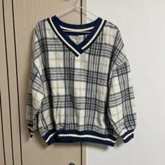 アイボリー・ネイビー チェック柄 Vネックニット