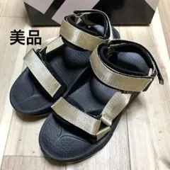 Item thumbnail for item 3a3988a3-d9b4-4e55-8c26-e18f86328c25