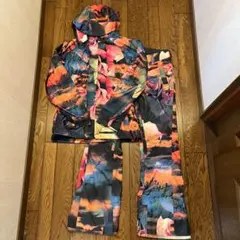 上下セット　VOLCOM スノーボードウェア SP