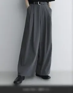たけのり様専用remer ルーズベーシックタックワイドバギーパンツ グレー Mのサムネイル