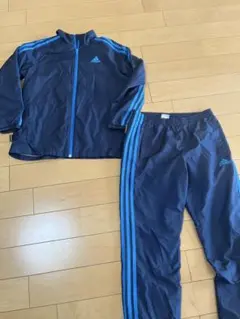 adidas 150ネイビー　ウインドブレーカー