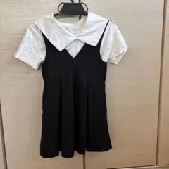 セーラー襟Tシャツ&黒ワンピース