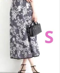 PROPORTION BODY DRESSING 花柄 フレアスカート　Sのサムネイル