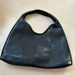 Item thumbnail for item b8de14fa-ab7e-47f8-af86-28763e795d76