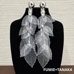 FUMIE=TANAKA】 long ribbon hook (WHITE) - メルカリ