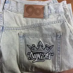9090刺繍デザイン ライトブルーデニムパンツ