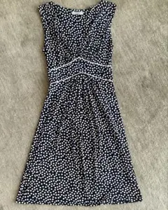 EGERIE ノースリーブワンピース　Vネック