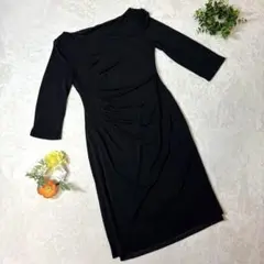 極美品 【ファビア】《S》 タイトワンピース 五分袖 ストレッチ ブラック 無地