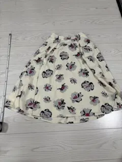 GU 花柄フレアスカート Sサイズのサムネイル