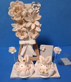 のぶりん様専用ページ　つまみ細工　羽子板　名札白と薄ベージュ