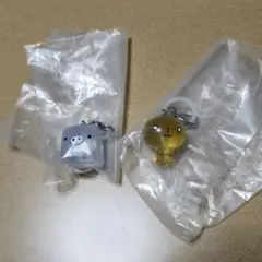 サンエックス　キャラクターズ　めじるしチャーム　こげぱん、モノクロブー　白