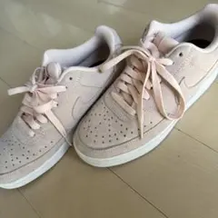 Nike ピンク スエード スニーカー 24.5