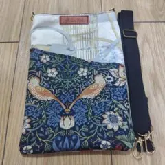 ハンドメイド　William Morris ボストンバッグ⑅︎◡̈︎* Sサイズ ハンドメイド William Morris ボストンバッグ⑅︎◡̈︎* Sサイズ