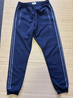 adidas ジョガーパンツ ネイビー 3本ライン
