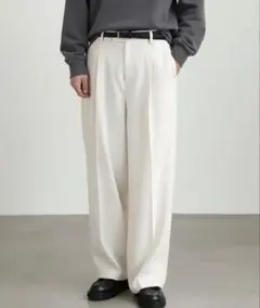 エマクローズ ストレート センタープレス ワイドパンツ スラックス