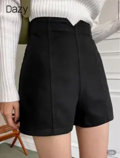 Dazy ハイウエスト ブラックショートパンツ