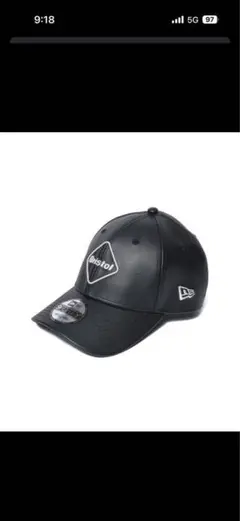 F.C.R.B. x New Era 9FORTY キャップ　レザー　完売のサムネイル