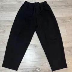 黒 スラックス ゴムウエスト　GU