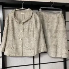 レディーススーツ