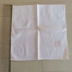 GIVENCHY ホワイトタオルハンカチ 約34cm