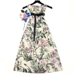 【極美品♡定価4.9万】グレースコンチネンタル　フラワーリゾートドレス 極美品♡定価4.9万】グレースコンチネンタル フラワーリゾートドレス