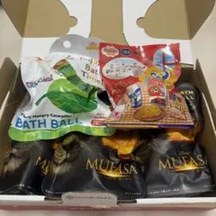 送料込み　バスボール５個セット　ディズニーライオンキング、はらぺこあおむし、他のサムネイル