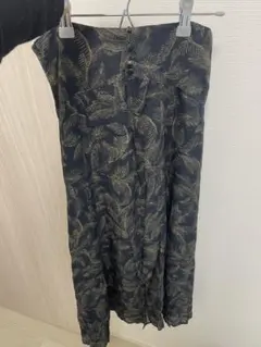 FRAY I.D 黒葉柄フレアロングスカート