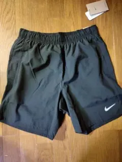 セット割可】М ナイキ Dri-FIT チャレンジャー ショートパンツ 黒