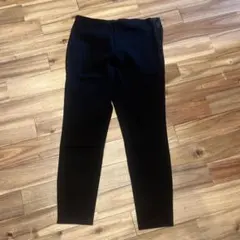 ブラック スキニーパンツ