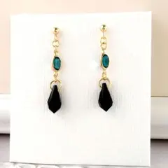 【727】スワロフスキー 黒 しずく 青 ピアス ハンドメイド