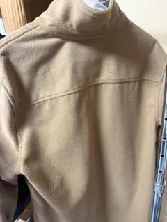 ベージュ フリースジャケット