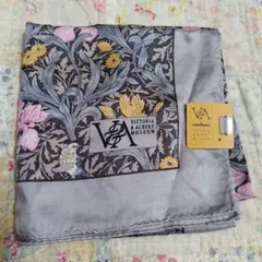 未使用品ウィリアムモリス V＆Aミュージアム スカーフ　大判ハンカチバンダナ花柄