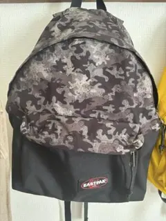 EASTPAK Padded Pak'r カモフラ 迷彩 リュック USAロゴ EASTPAK USAロゴ カモ バックパック Padded Pak'r 美品 - メルカリ