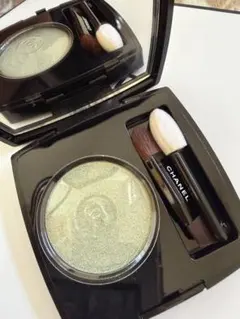 Item thumbnail for item cf02f2e2-9838-4723-94e3-2079ddb21063