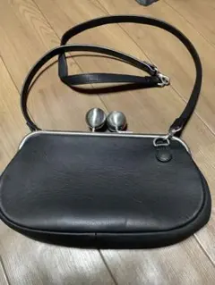 新品kawakawa黒 レザー ショルダーバッグのサムネイル