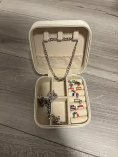 Item thumbnail for item 2544fd92-8a73-47af-80ef-d0e6b71b4328