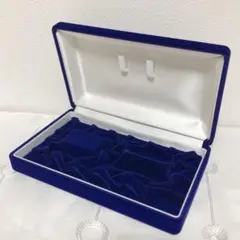 Item thumbnail for item f0e29bab-3f5f-49f5-8490-d88665be5b28